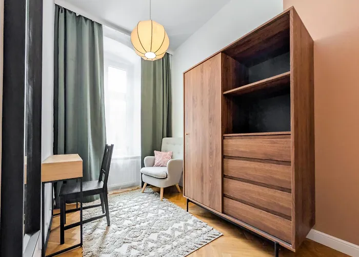 Krasinskiego By Bookinghost 公寓