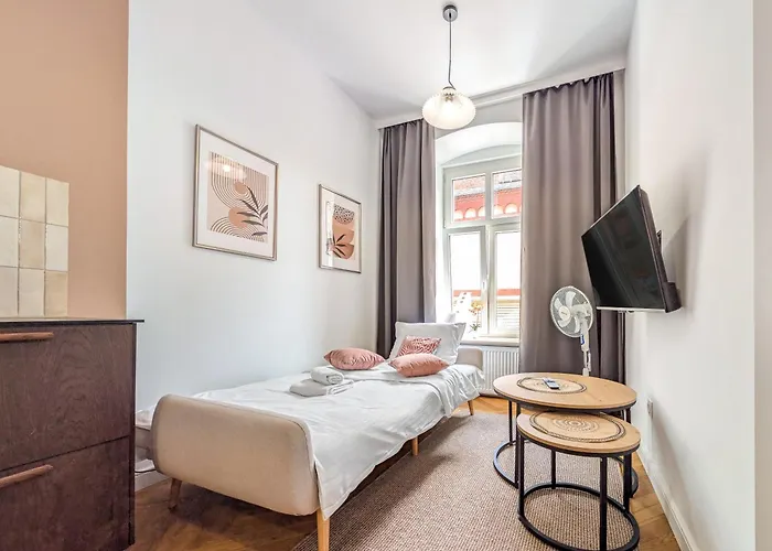 Krasinskiego By Bookinghost *