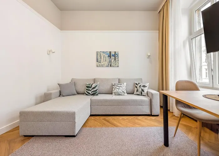 Krasinskiego By Bookinghost * 弗罗茨瓦夫