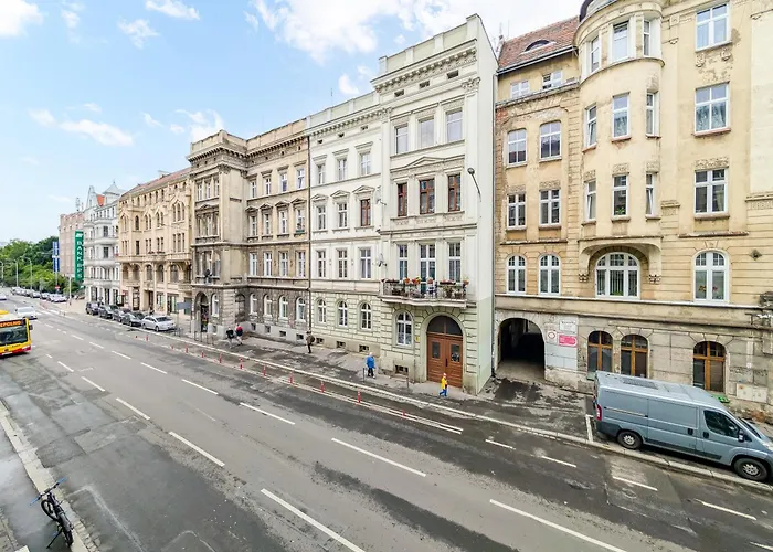 Krasinskiego By Bookinghost * 弗罗茨瓦夫